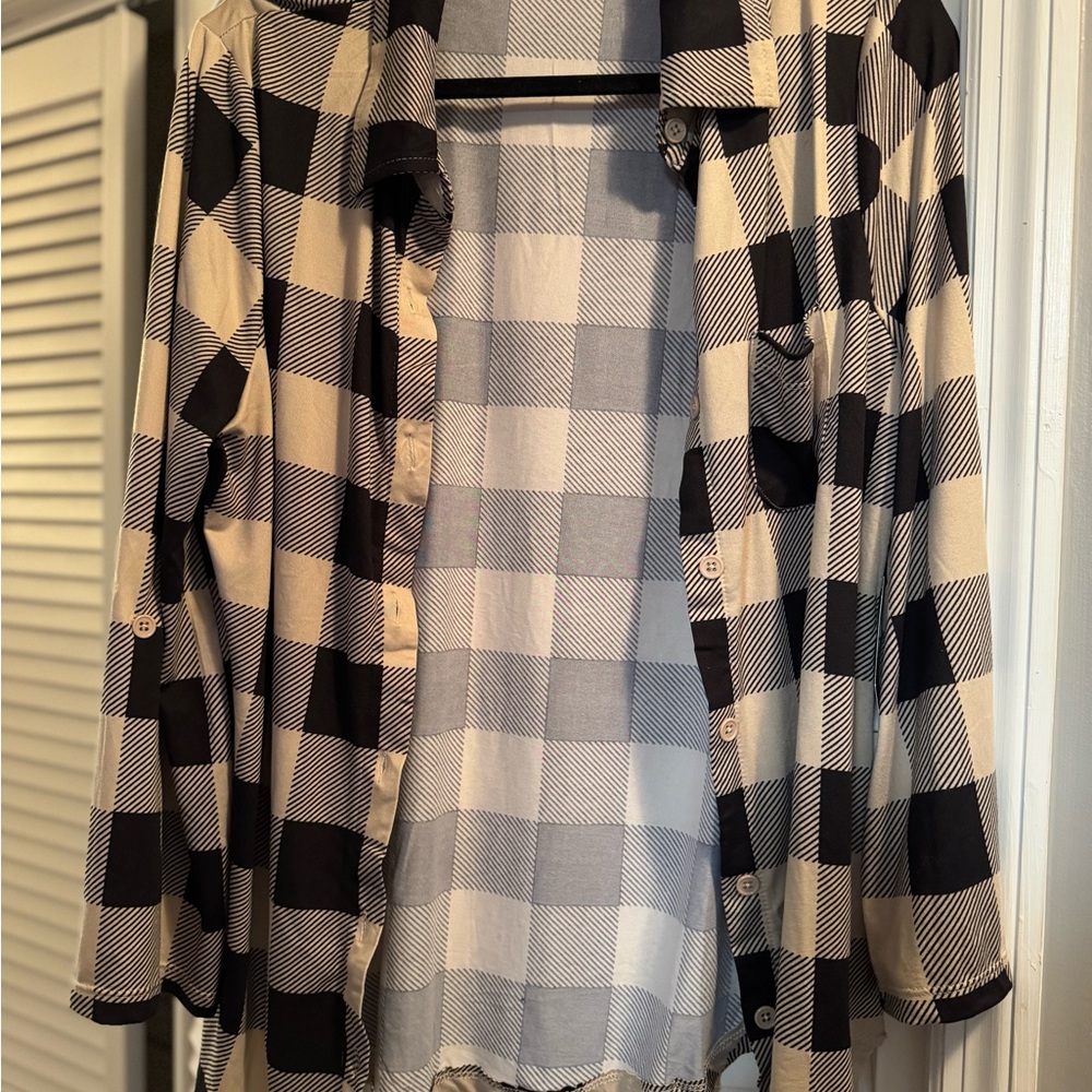 Black and White Plaid Button-Up Shirt